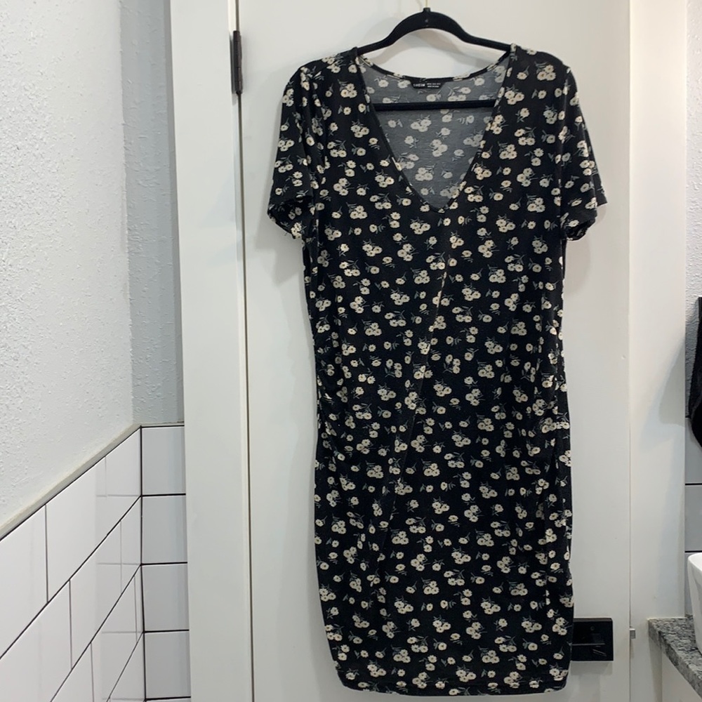 Maternity dress